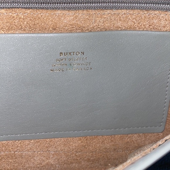 Buxom  gray leather long Wallet - Picture 7 of 16